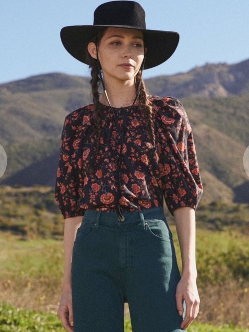 THE GREAT. The Ravine Top in Antique Floral
